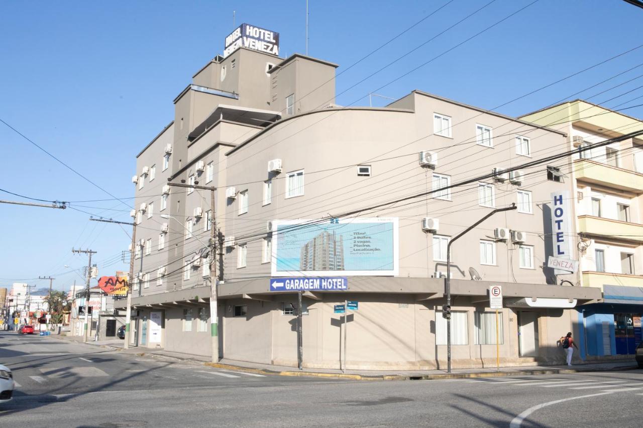 Hotel Veneza Brusque Buitenkant foto